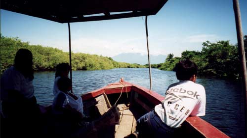 Guatemala: F&auml;hre nach Monterrico