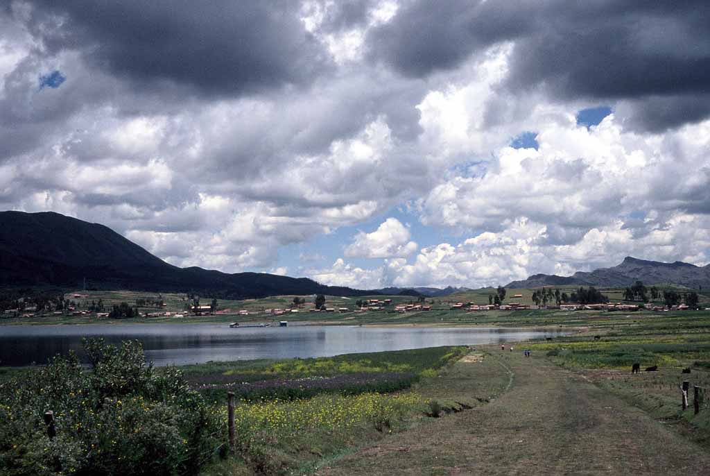 Landschaft bei Chinchero im Valle Sagrado